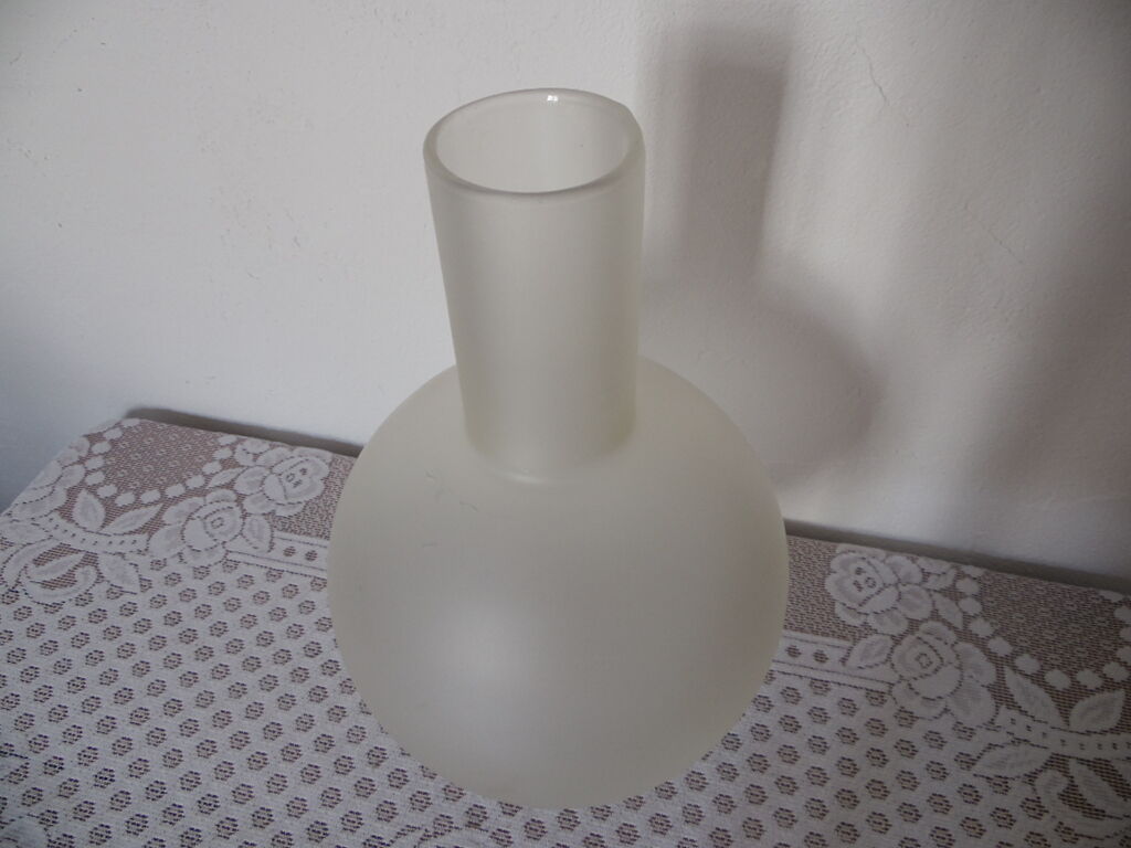 Frosted glass lampshade