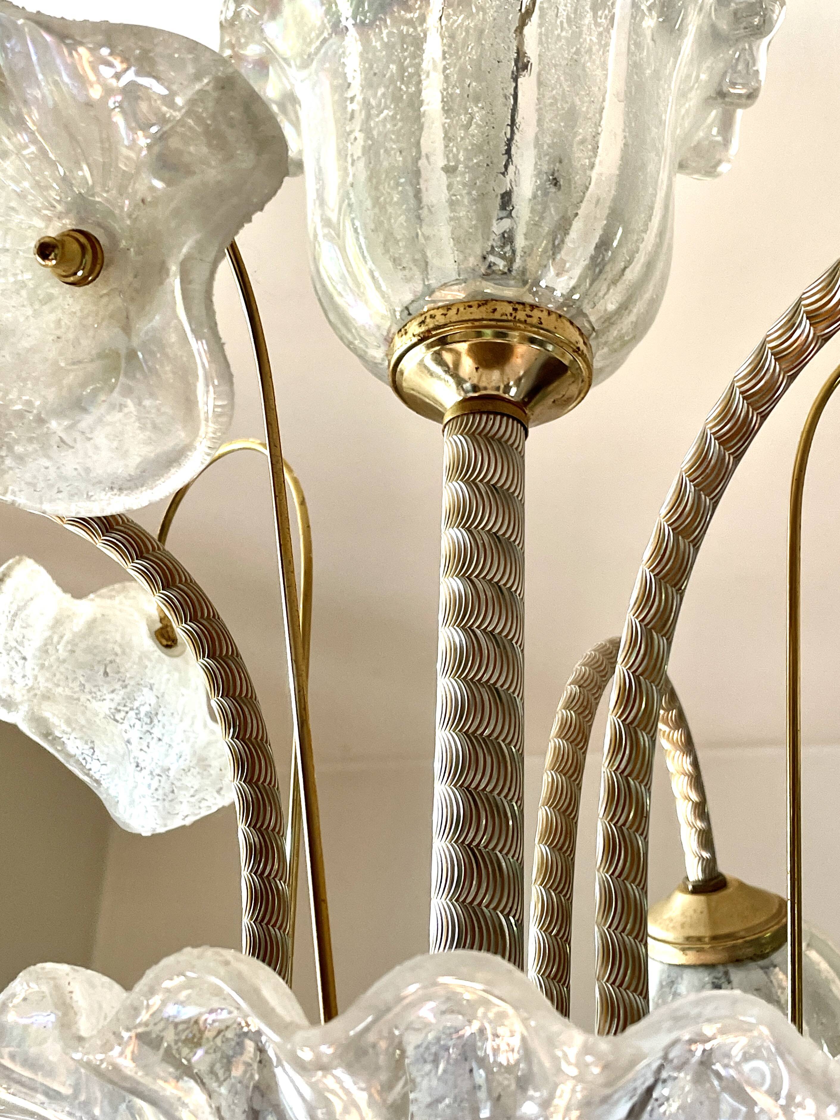 Murano chandelier with 3 iridescent flowers, 1980.