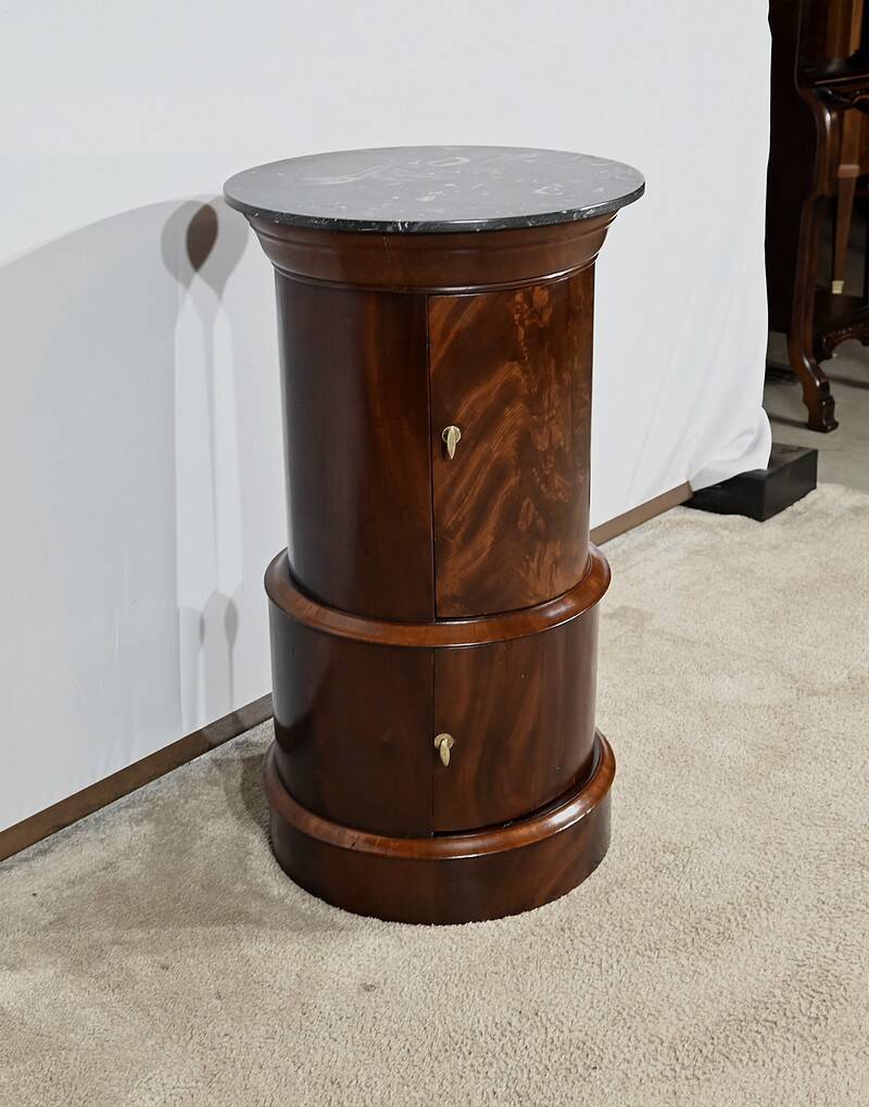 Rare Somno with two doors in Burl Mahogany, Empire period – Early 19th century