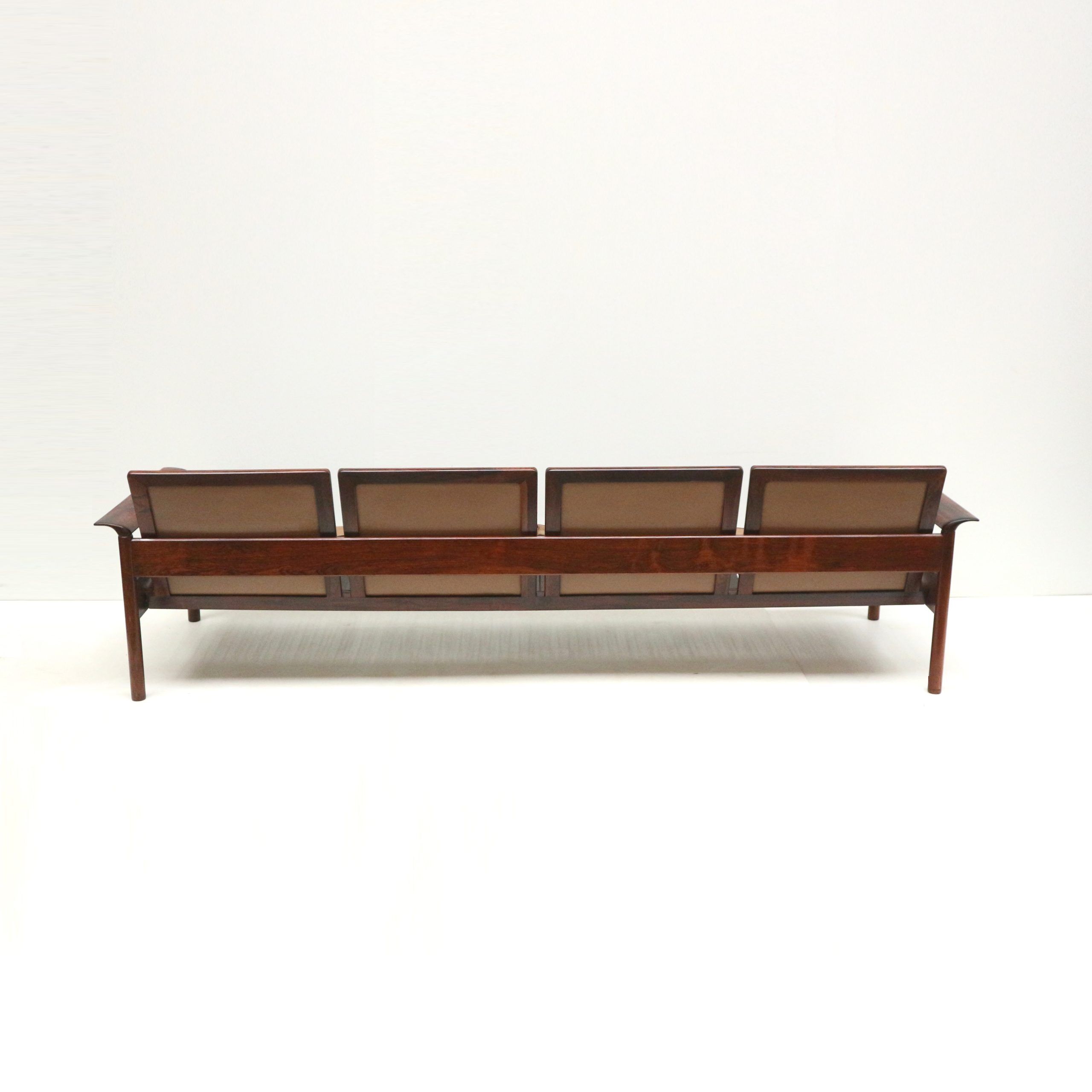 Rare vintage 4-seater rosewood Leolux sofa made in the 1960s