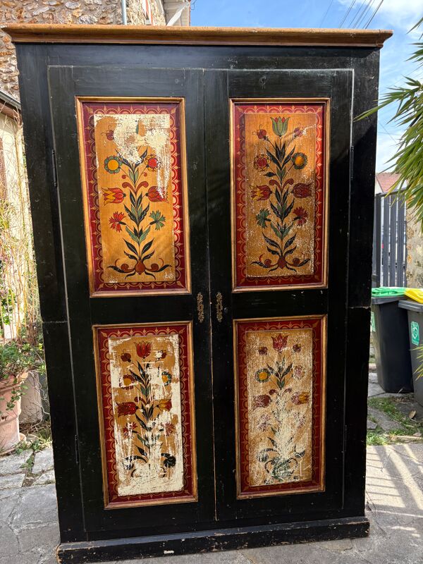 Armoire haut savoyard