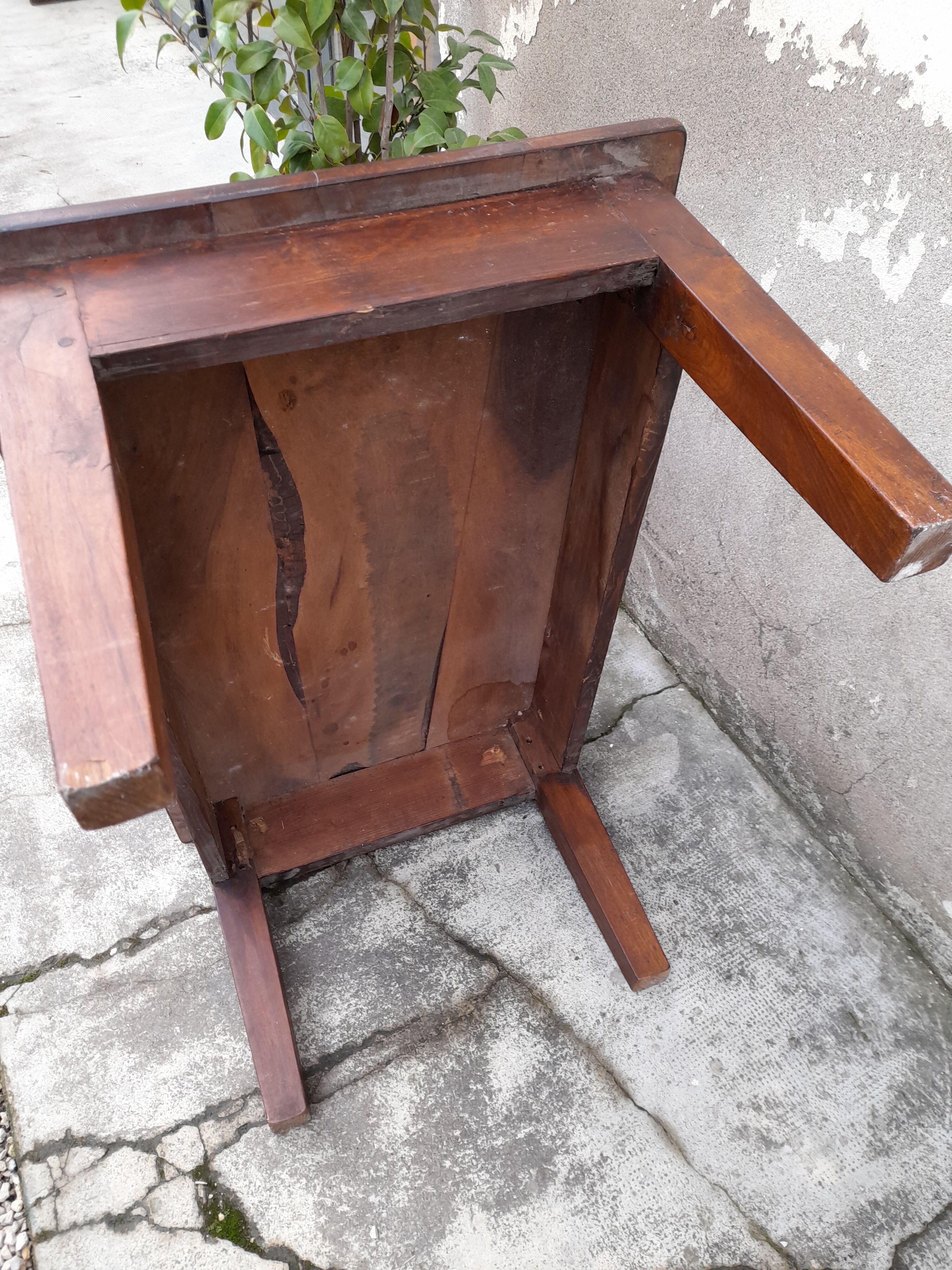 Table basse de ferme rustique 1900 en Fruitier