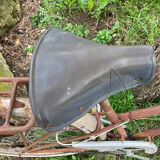 Very old city bike ONOTO Cycles Dole du Jura from the 60s