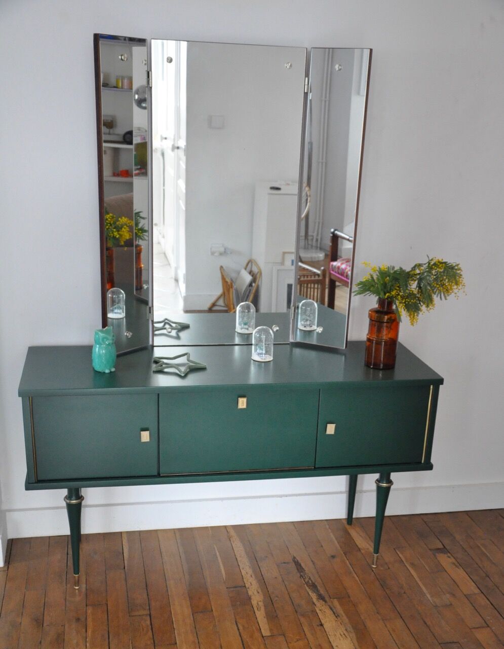 Hairdresser 60 years