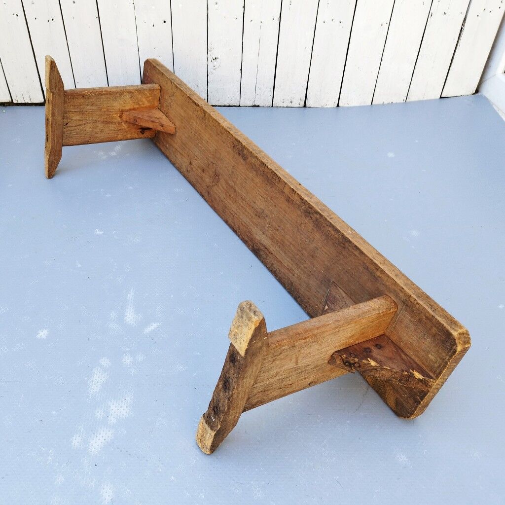 Farm bench enfan vintage countryside