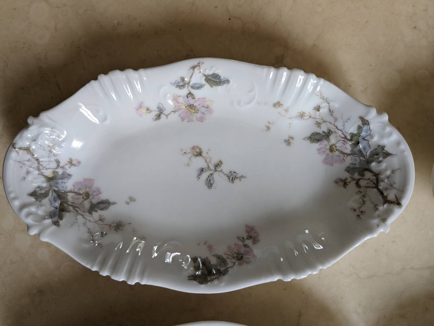 Four earthenware bowls A Hache & Compagnie Vierzon