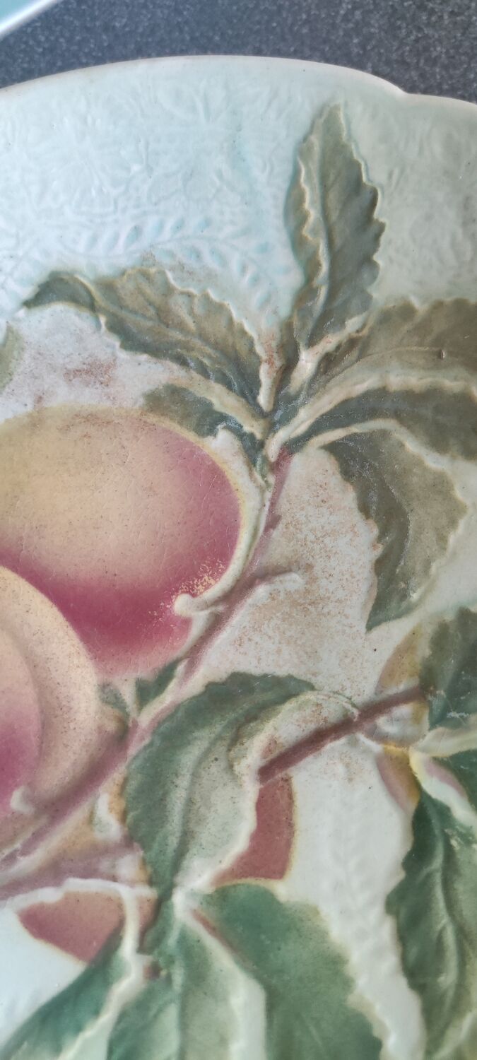 Saint Clément fruit bowl with slip