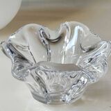 Empty Pocket/Organic floral shape ashtray/Corolla in transparent crystal. Baccarat style