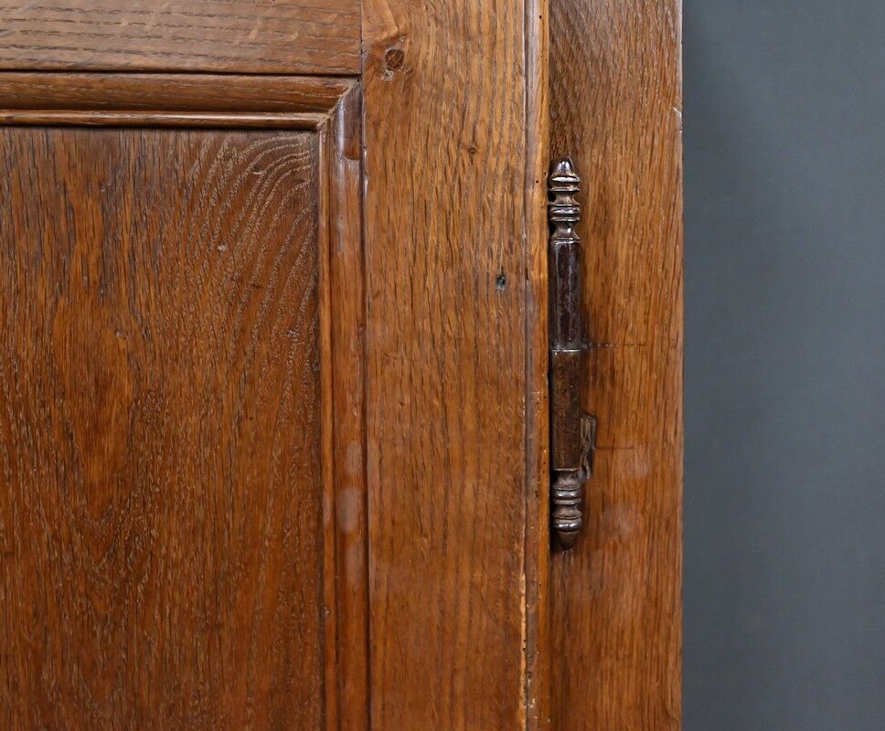 Regional standing man in solid oak – 2nd part of the 19th century