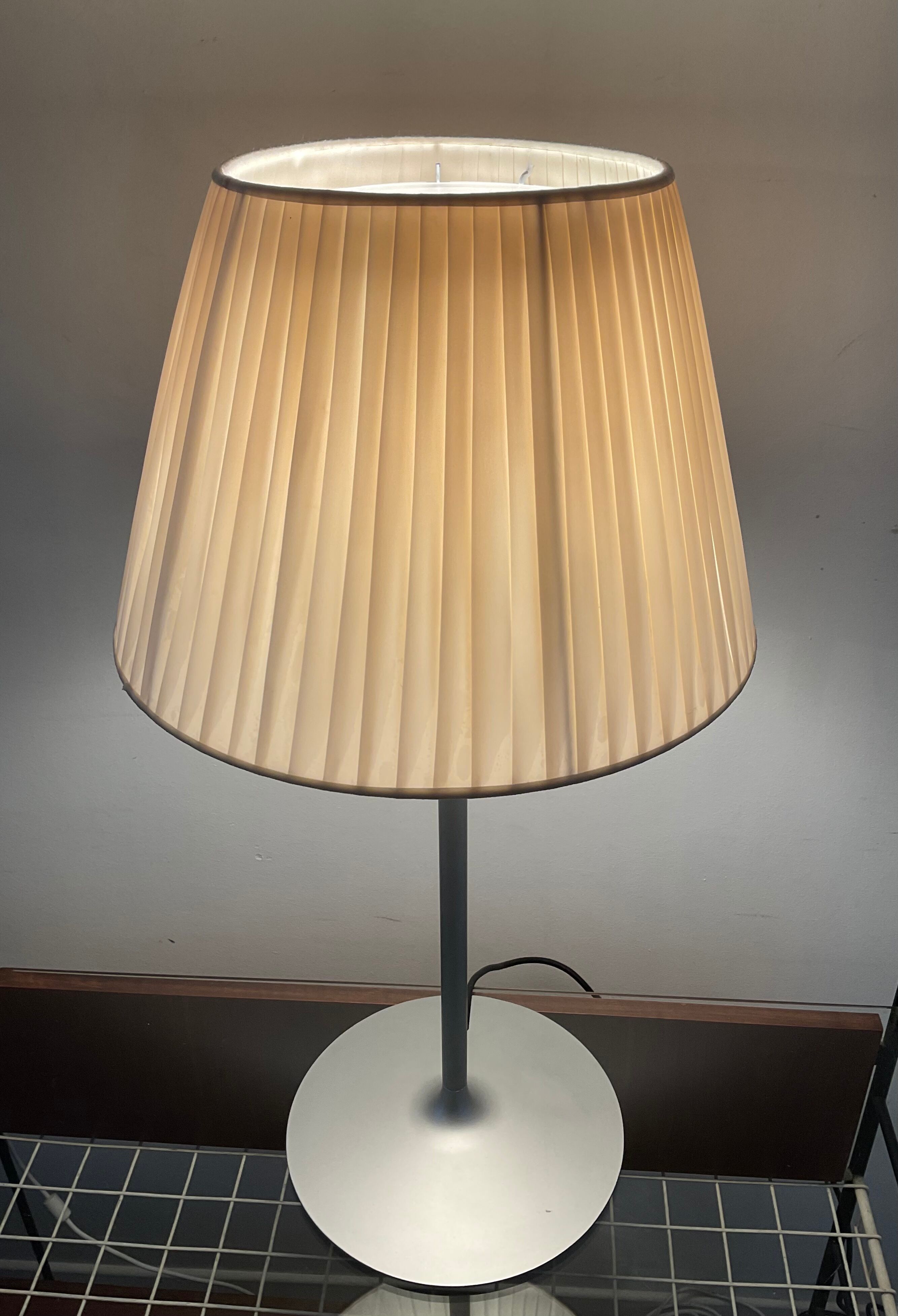 Romeo Soft Lamp By Philippe Stark edition Flos