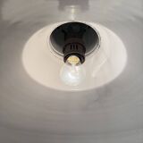 Lampe à suspension industrielle française en émail noir de taille moyenne