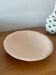 Ancien petit plat creux de présentation Digoin Sarreguemines rose pâle