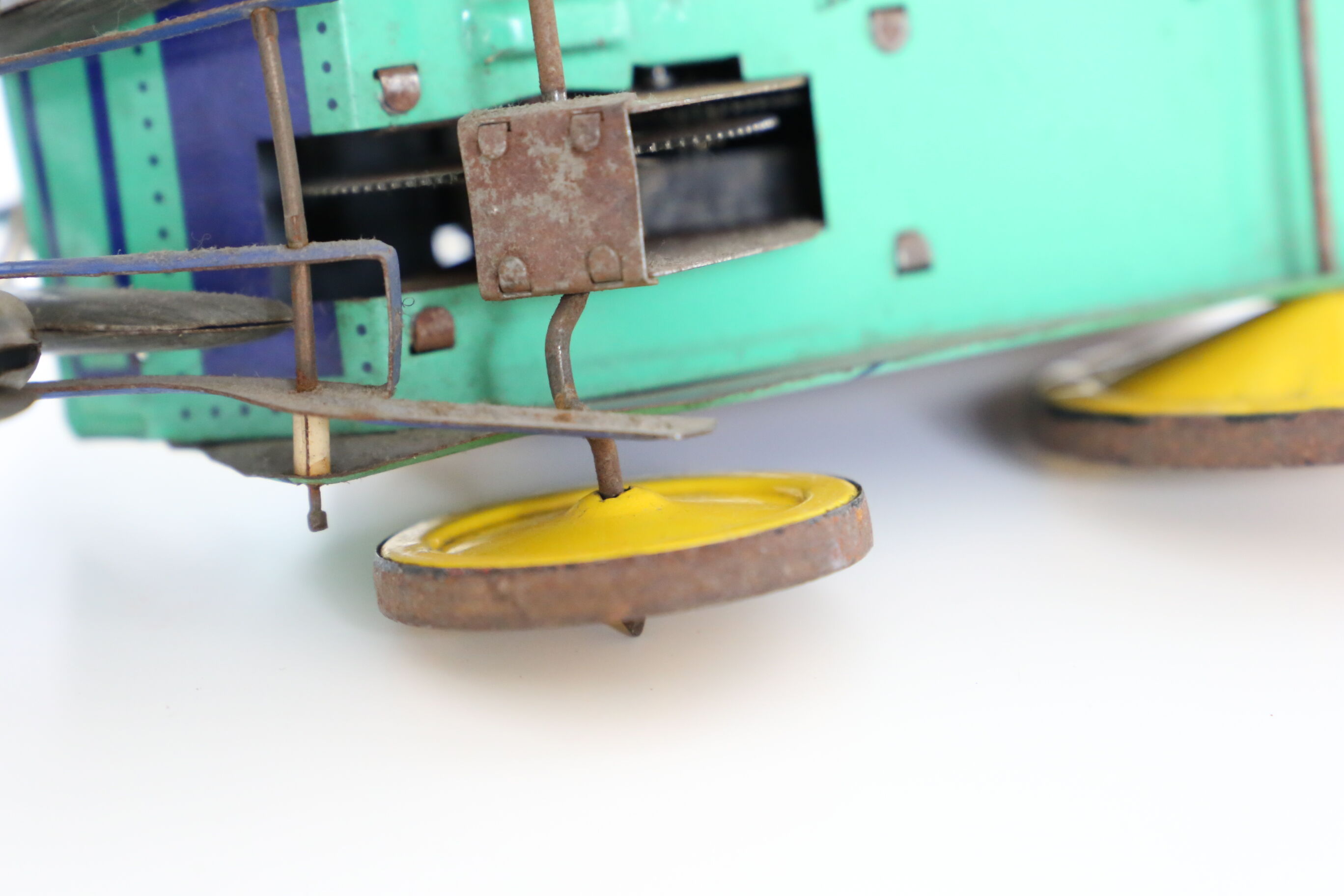 Mechanical motor diligence of the brand Joustra