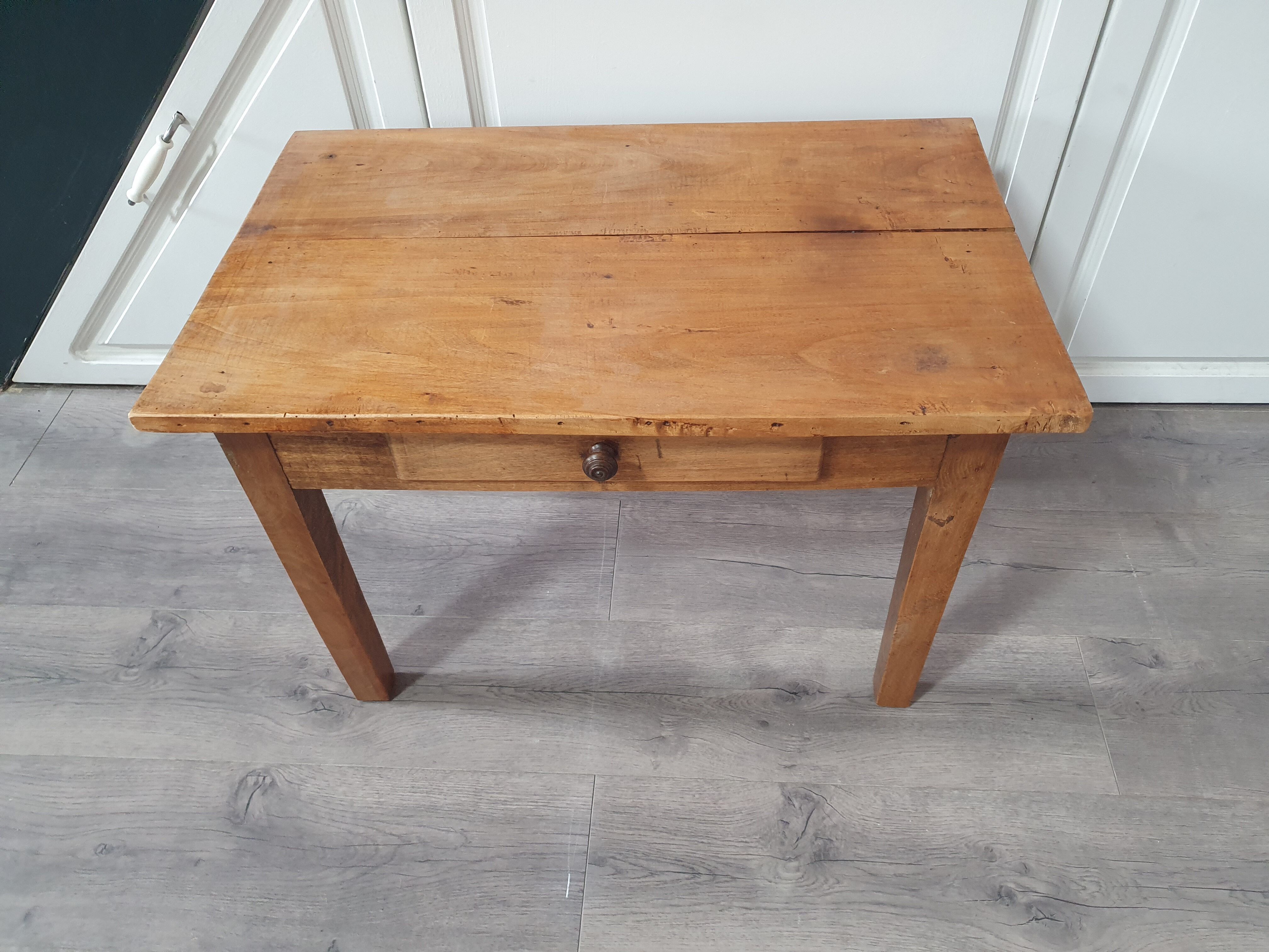 Vintage wooden coffee table, with a drawer