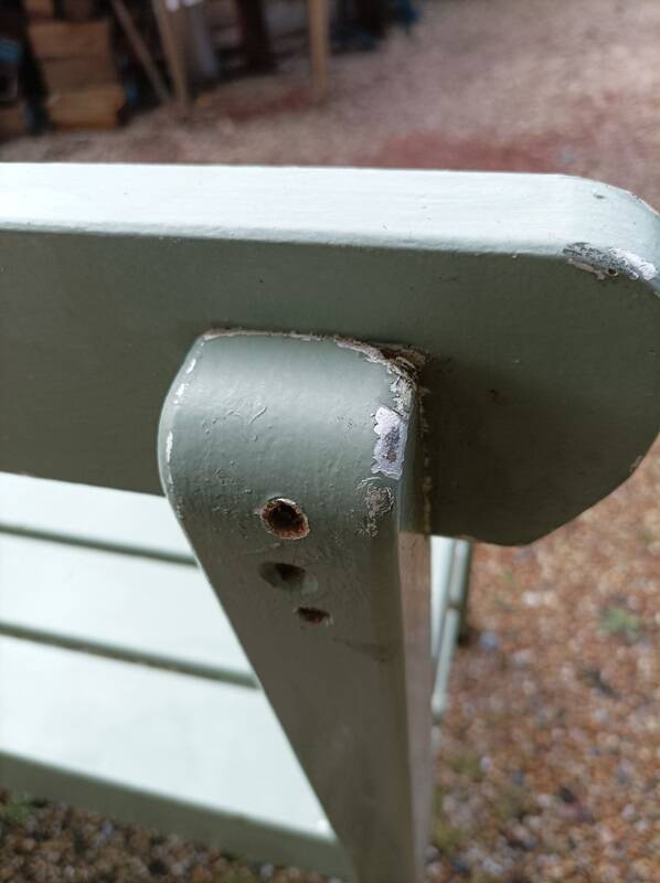 Veranda garden bench in patinated almond green solid wood