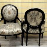 2 fauteuils style Louis XVI