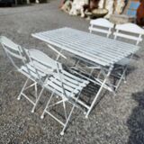 Folding garden furniture in white patinated iron