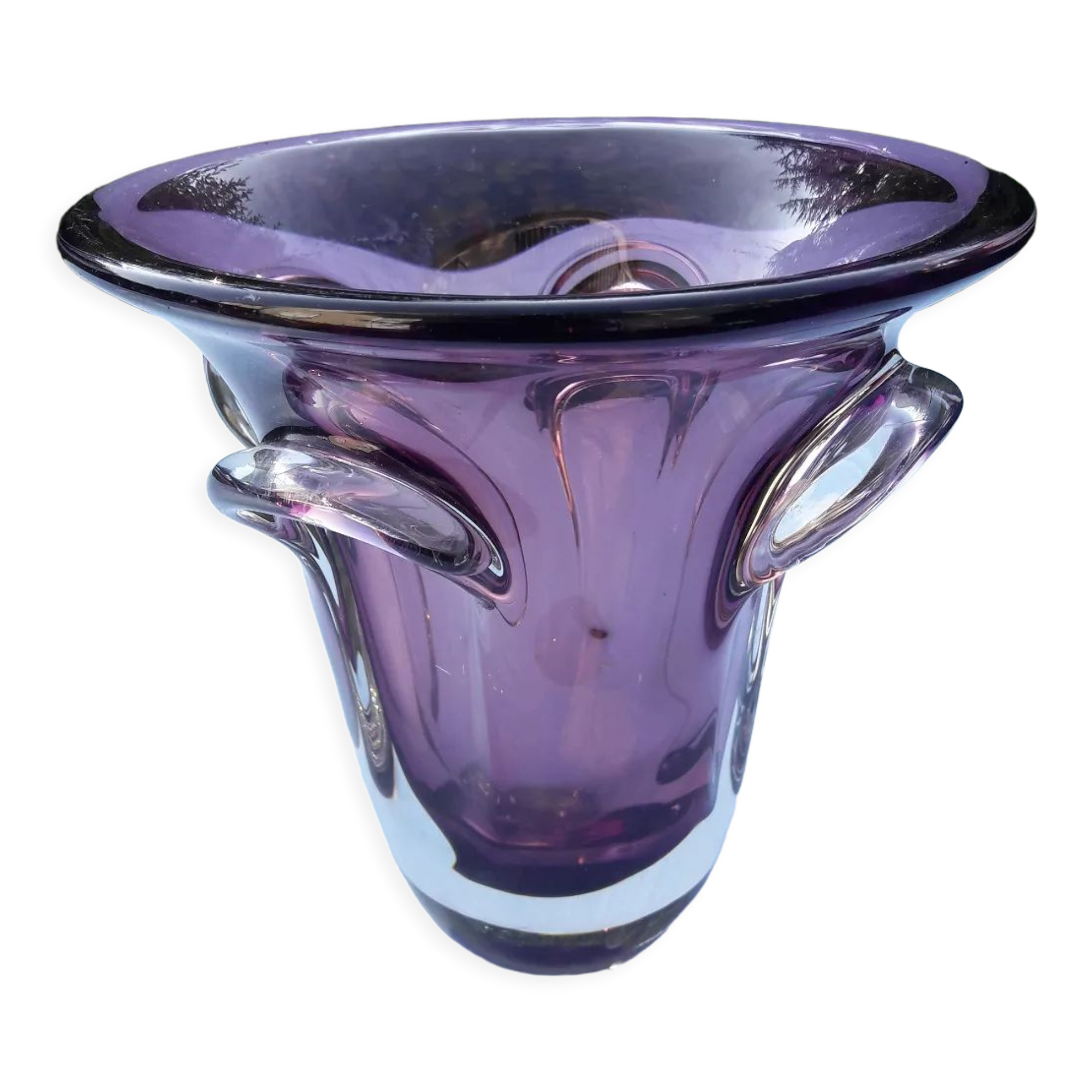 Glass vase