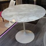 Table Saarinen en marbre Calacatta  ronde 91 cm