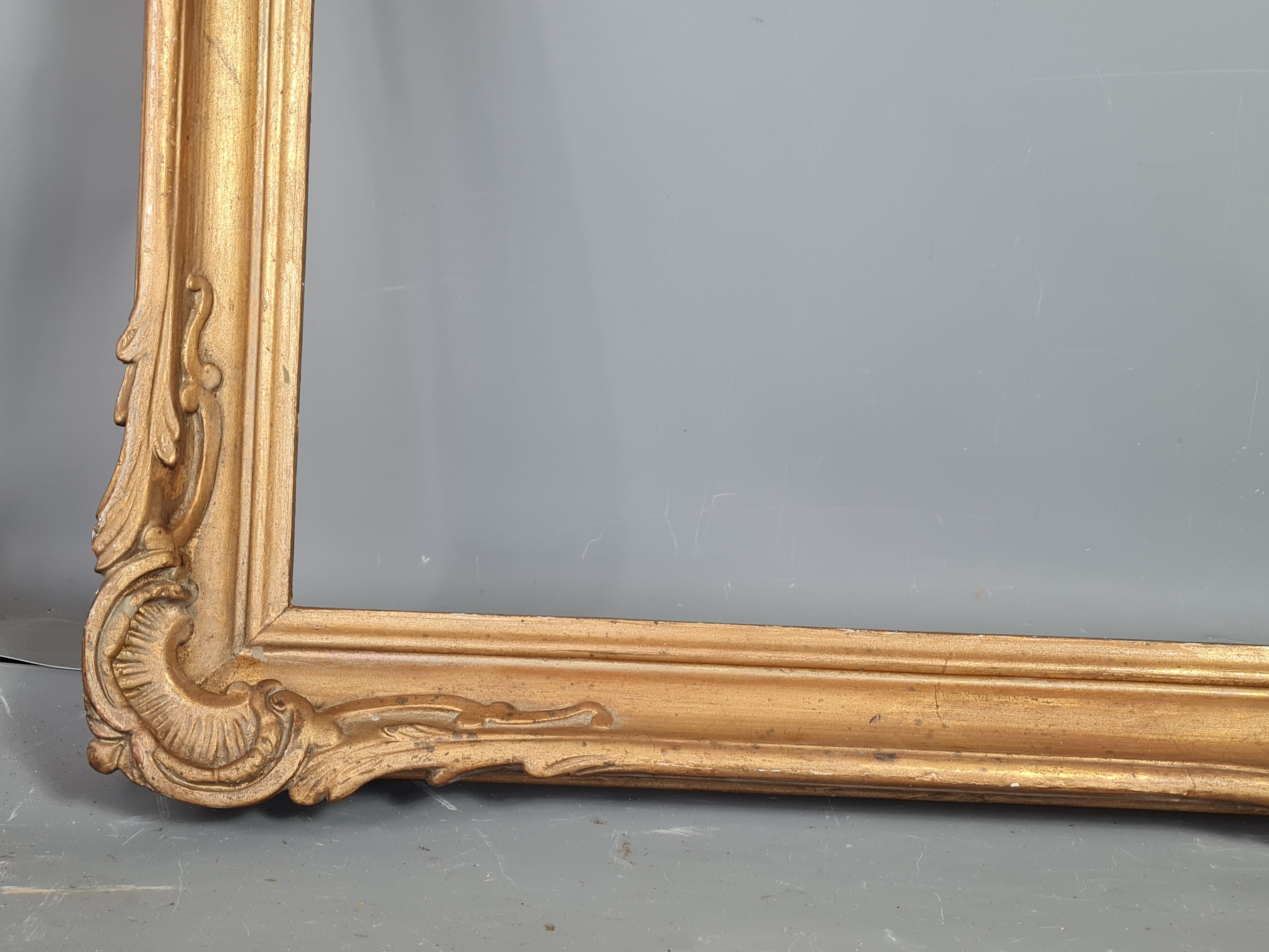 Old gilded stucco wood ear frame 63x45.5 cm, foliage 56.4x39 cm SB