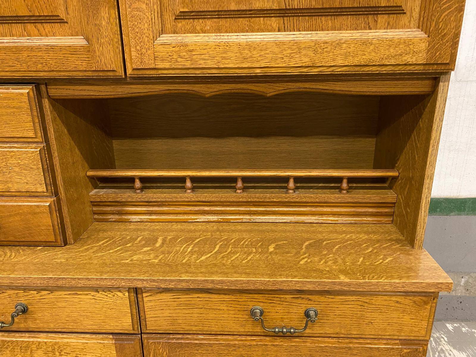 Vaisselier, buffet 2 corps vintage en chêne