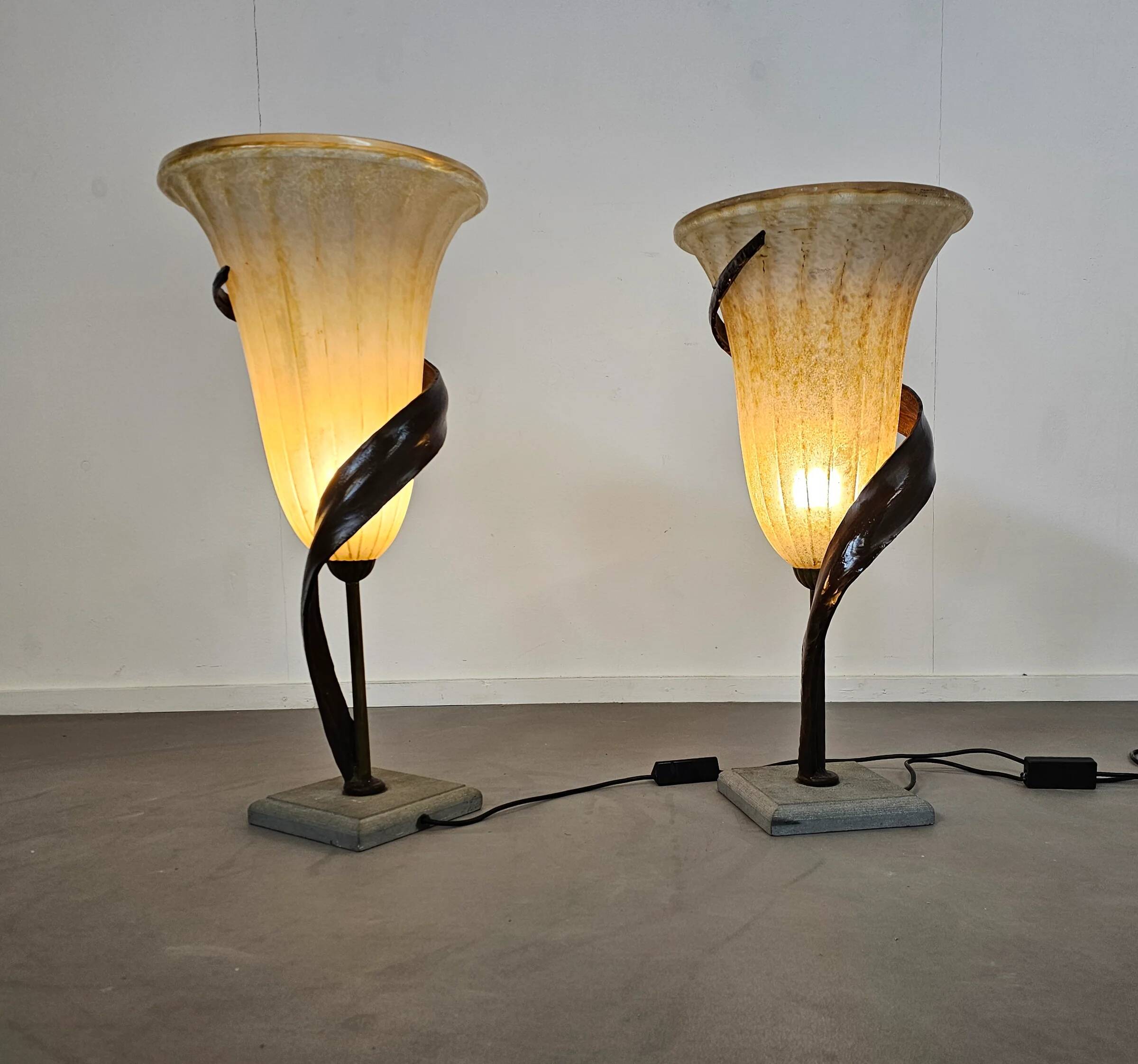 Large Jugendstil floor / table lamps, Roberto Galli, stone base with Italian glass shade