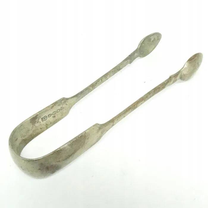K9N Decorative Old Embossed Tongs
