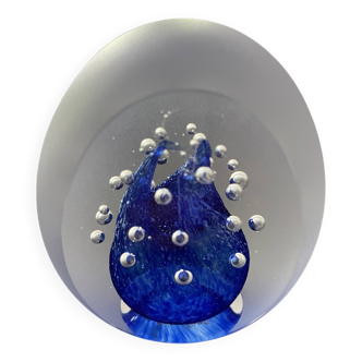 Sulphide egg paperweight
