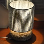 Lampe rafia et laine