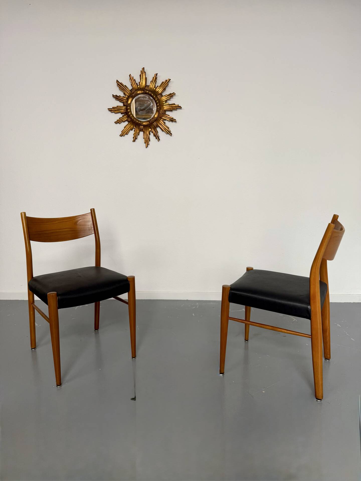 Pair of Italian design chairs by Consorzio Sedie Friuli, 1960s.