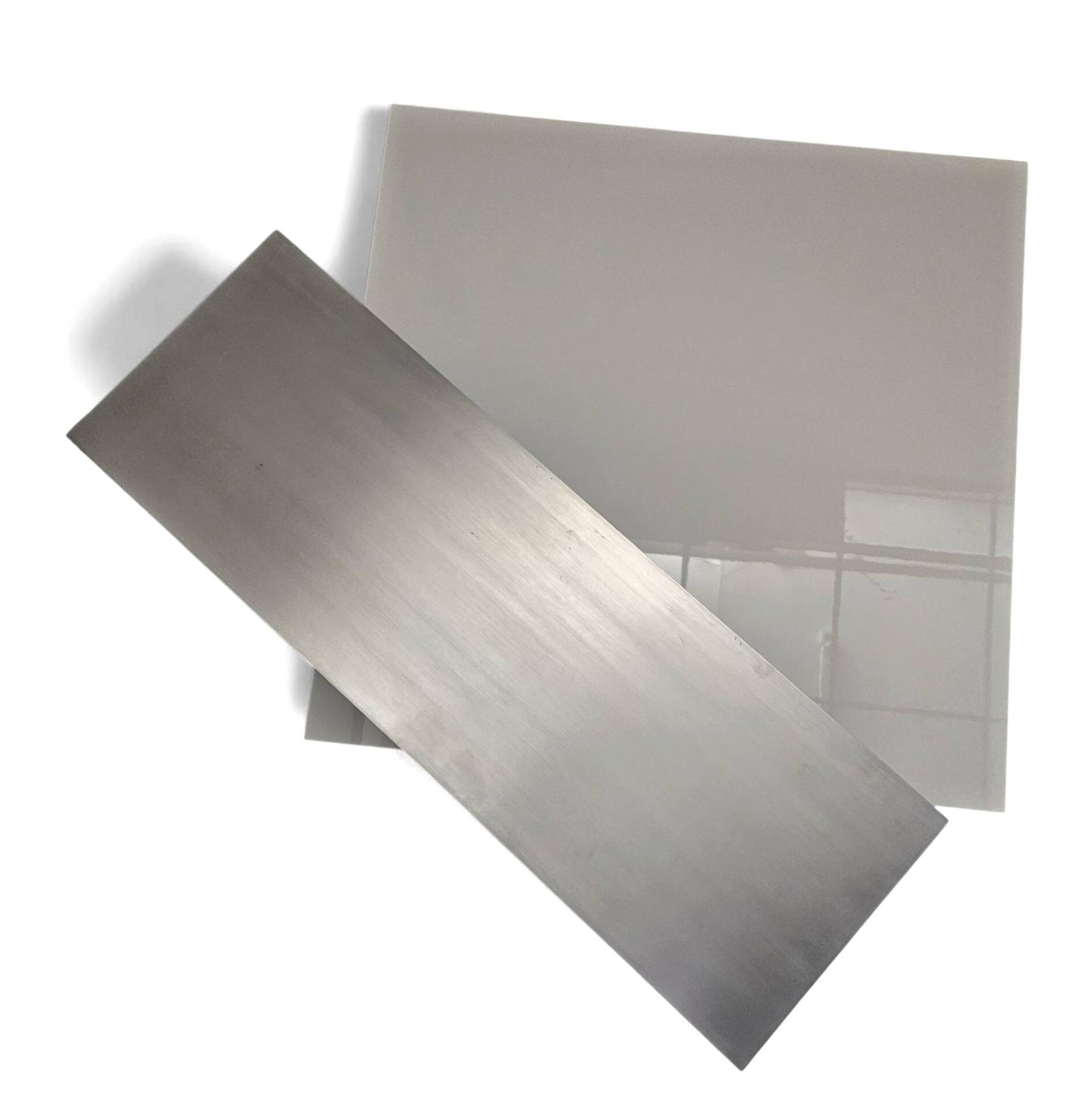Minimalism / Coffee table / Model 261 Note / Piero Lissoni / Cassina / 2001