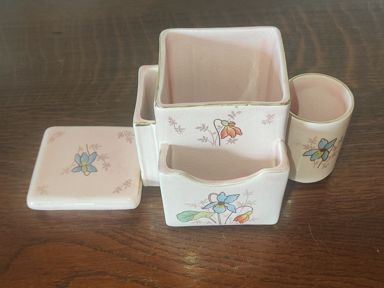 Storage pot with compartments for make-up and beauty products in old earthenware De Bruyn Fives Lille