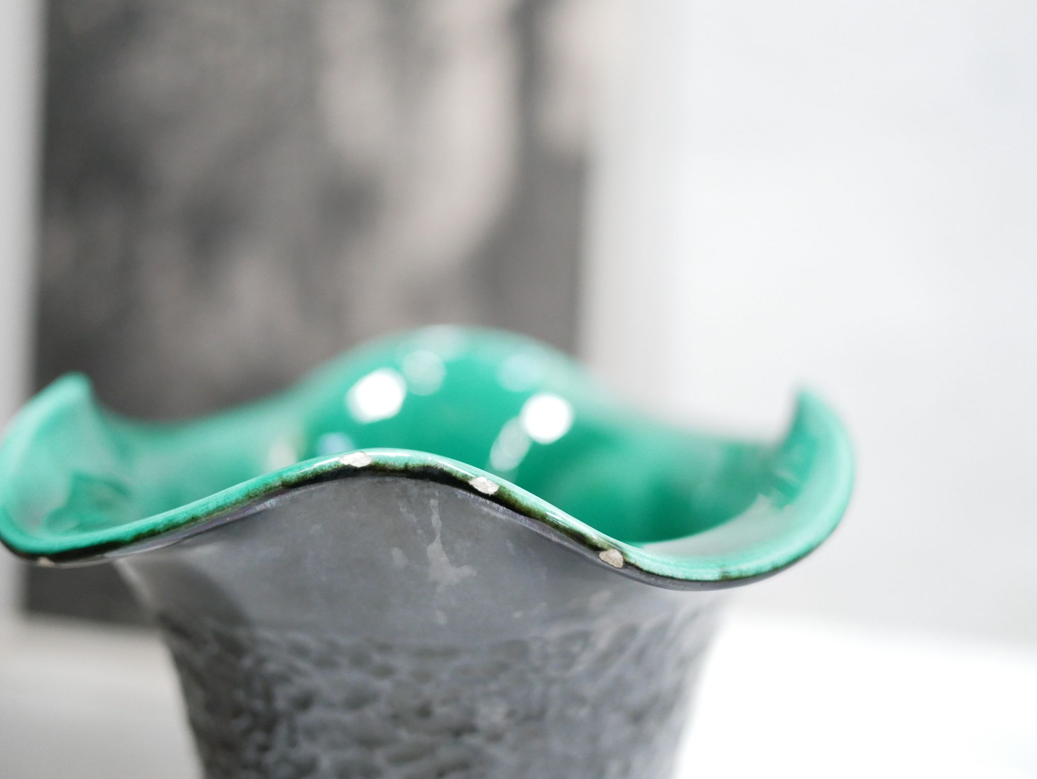 Vase corolle vintage en céramique