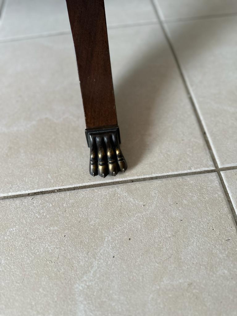 English style lion's legs desk