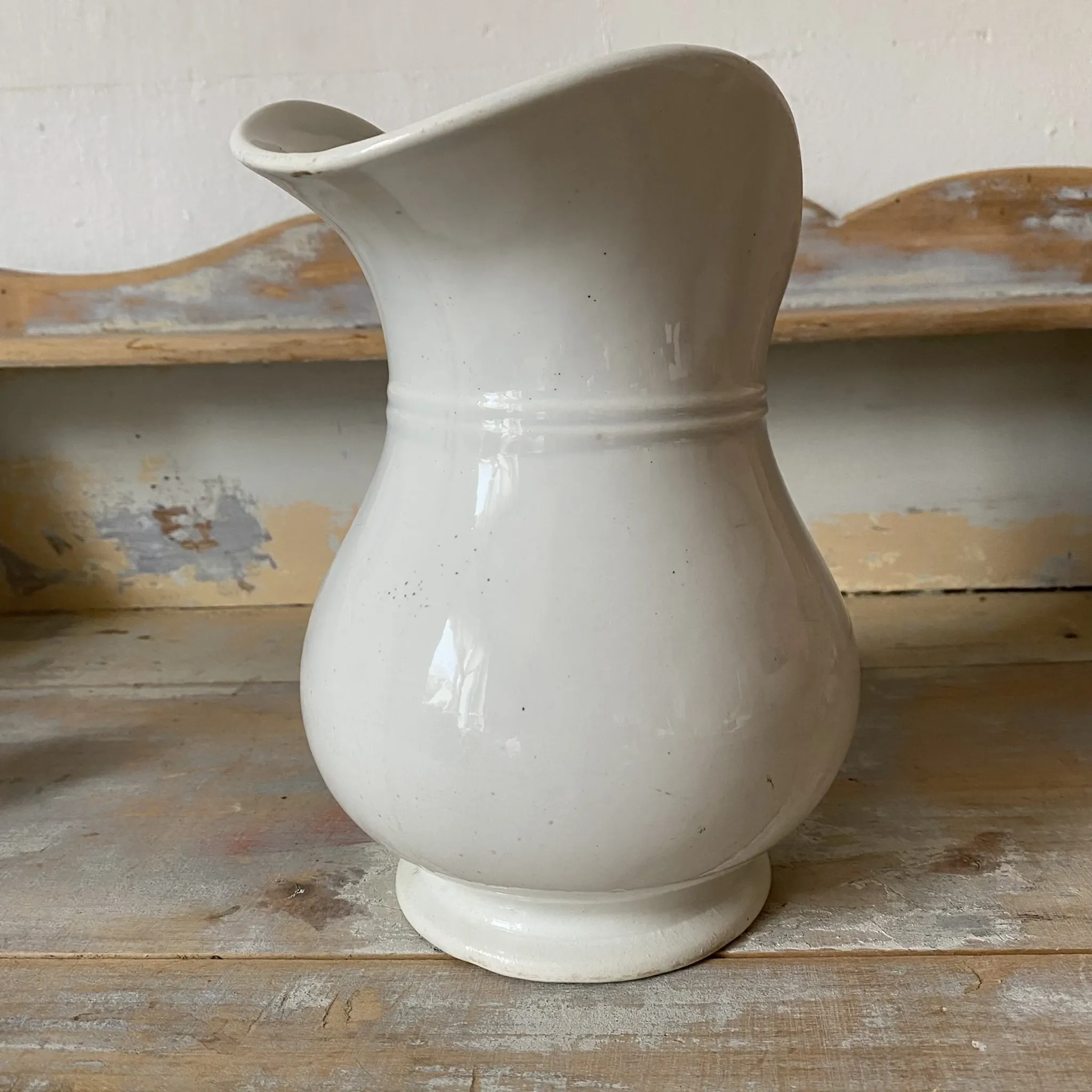 Old pitcher in ironstone Creil and Montereau Barluet (1876-1884)