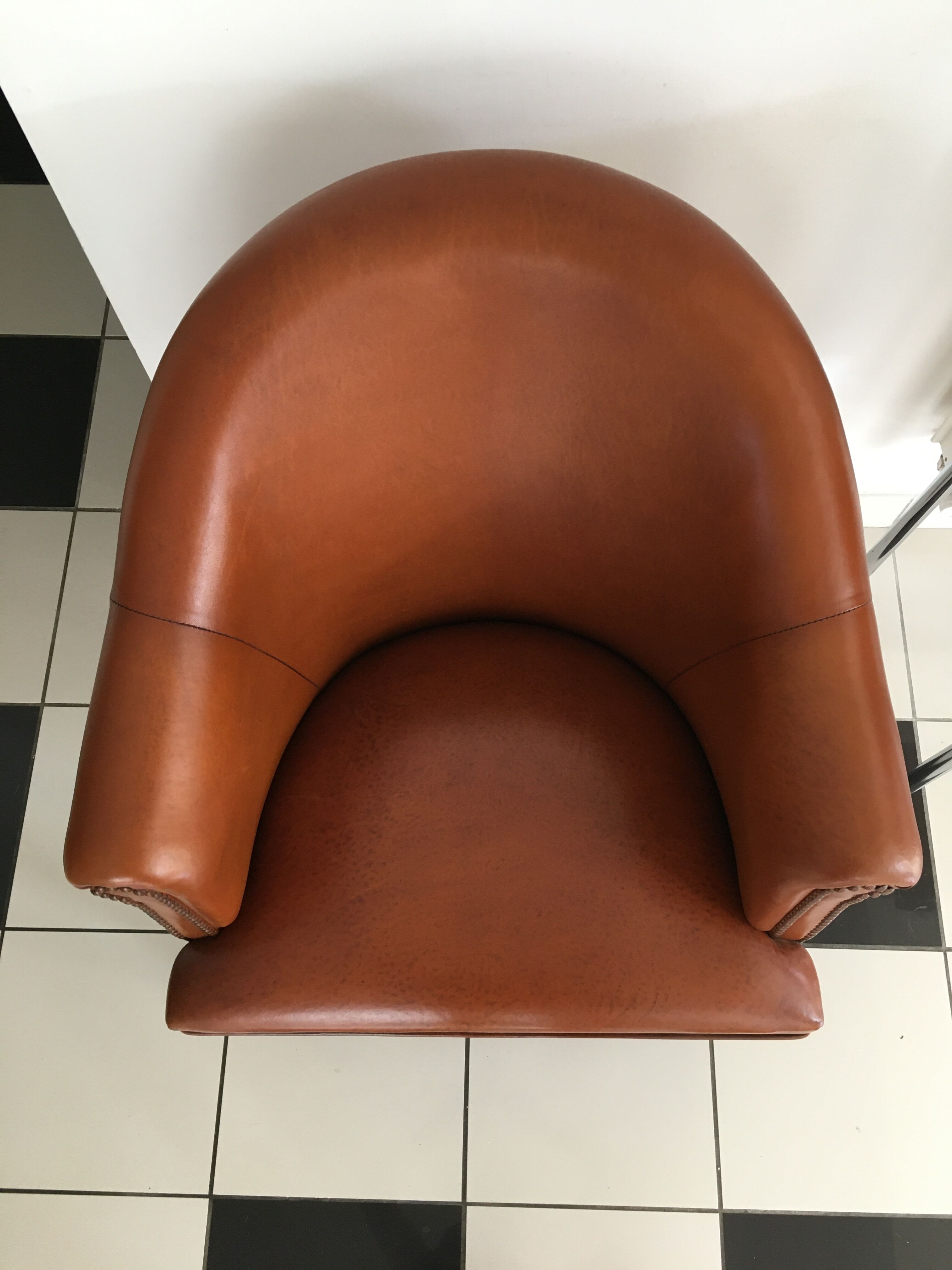 Leather club armchair
