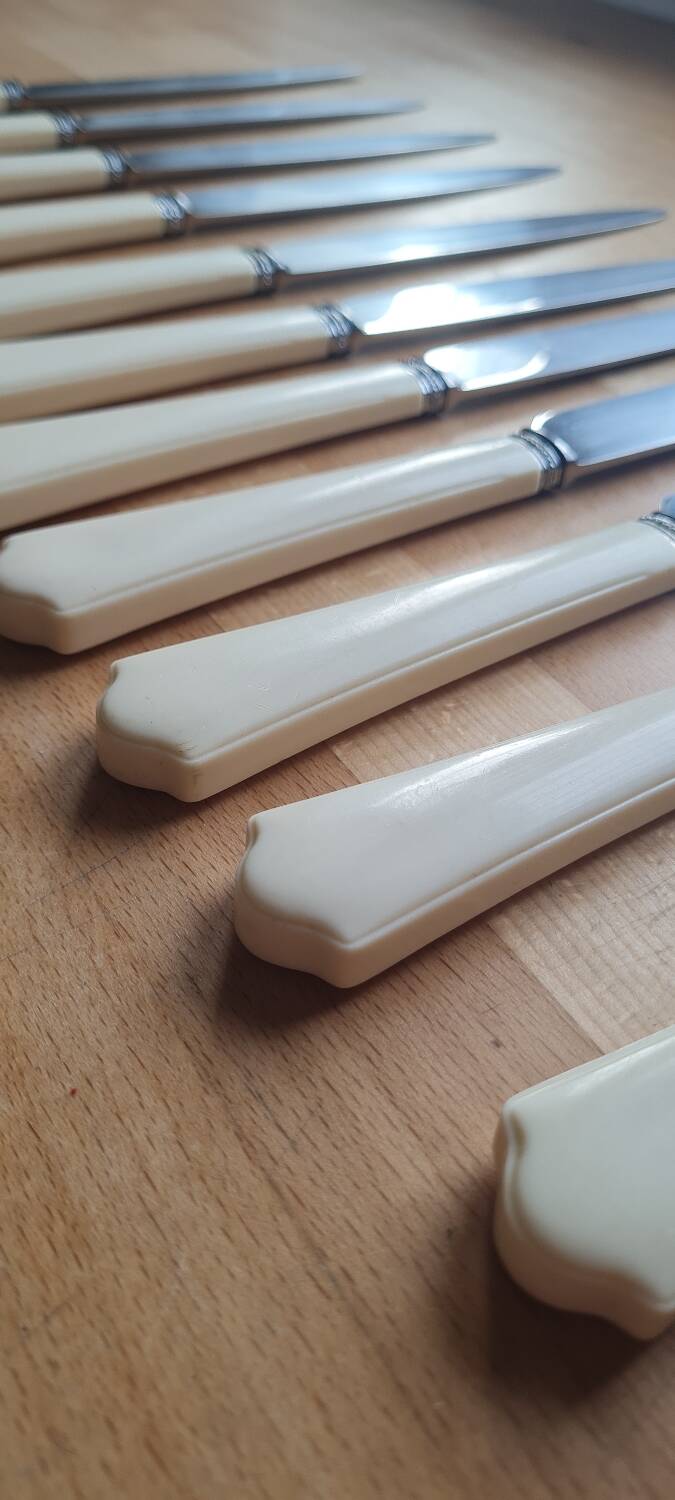Bakelite knife set