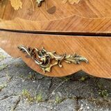 Louis XV style commode in marquetry, 20th century.