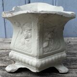 Cast iron planter