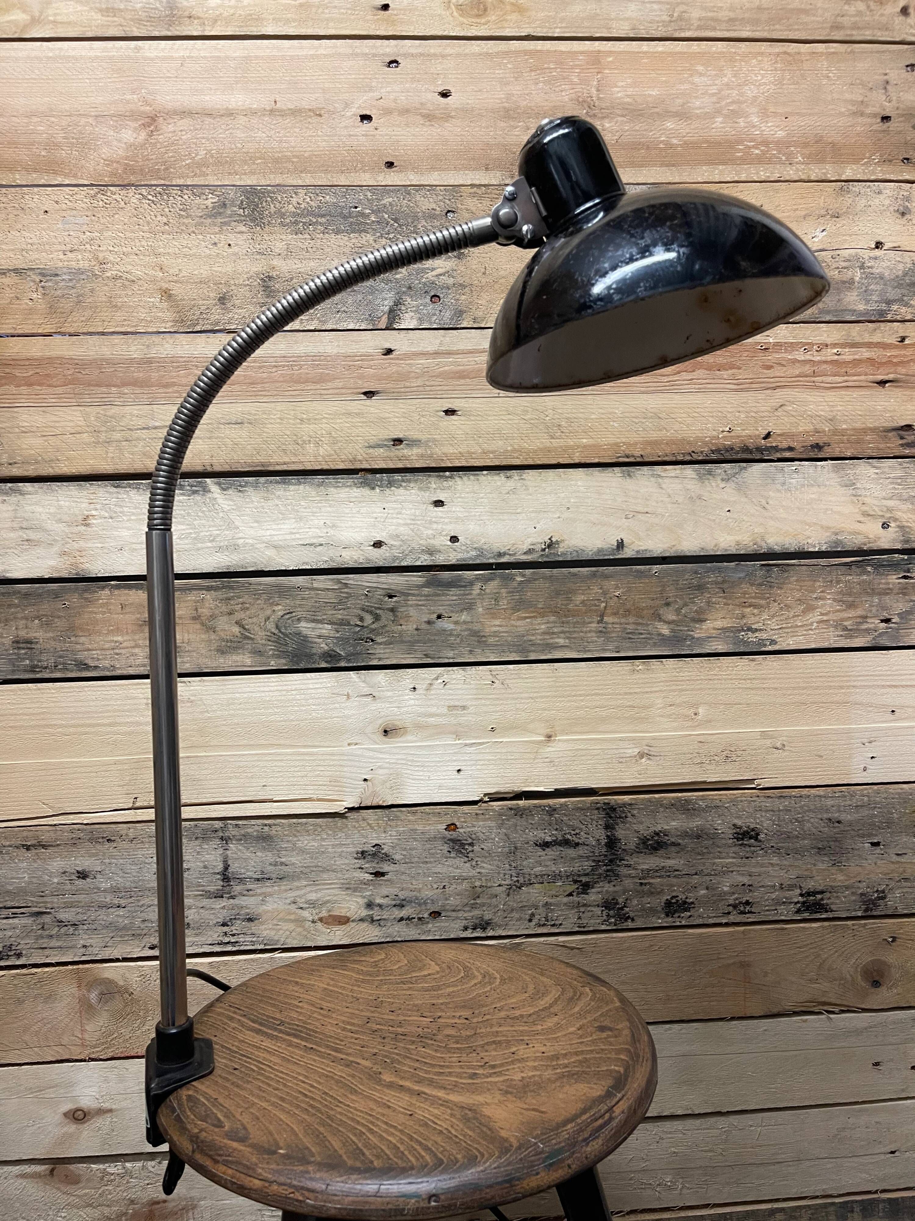 Lampe de table à pince Kaiser Idell Modèle 6740 des années 1940