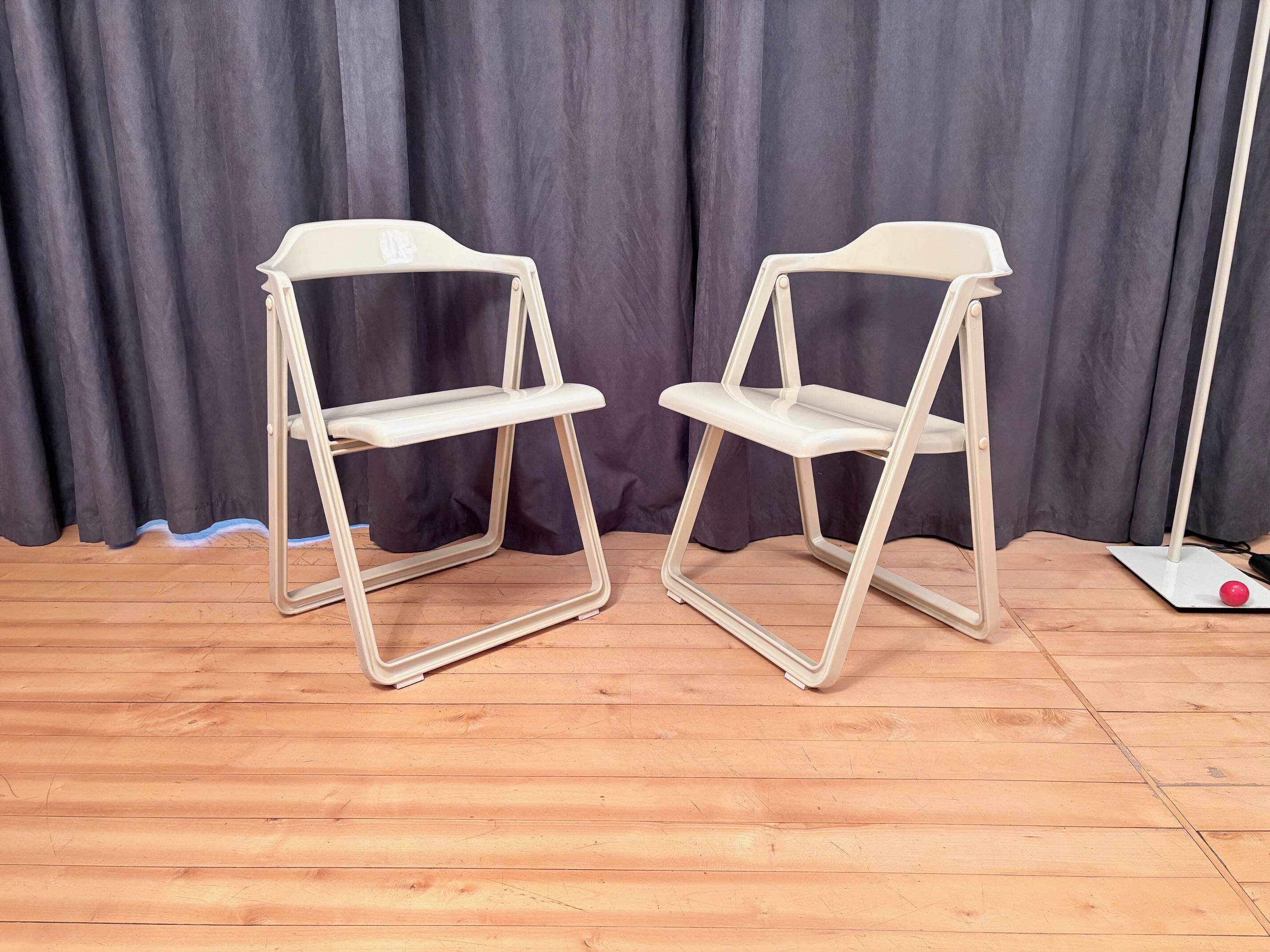 Pair of Borbona Folding Chairs by Carlo Hauner, Fiarm, Italy, 1970s