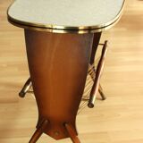 Table d'appoint originale des années 1950 avec porte-revues - Vintage