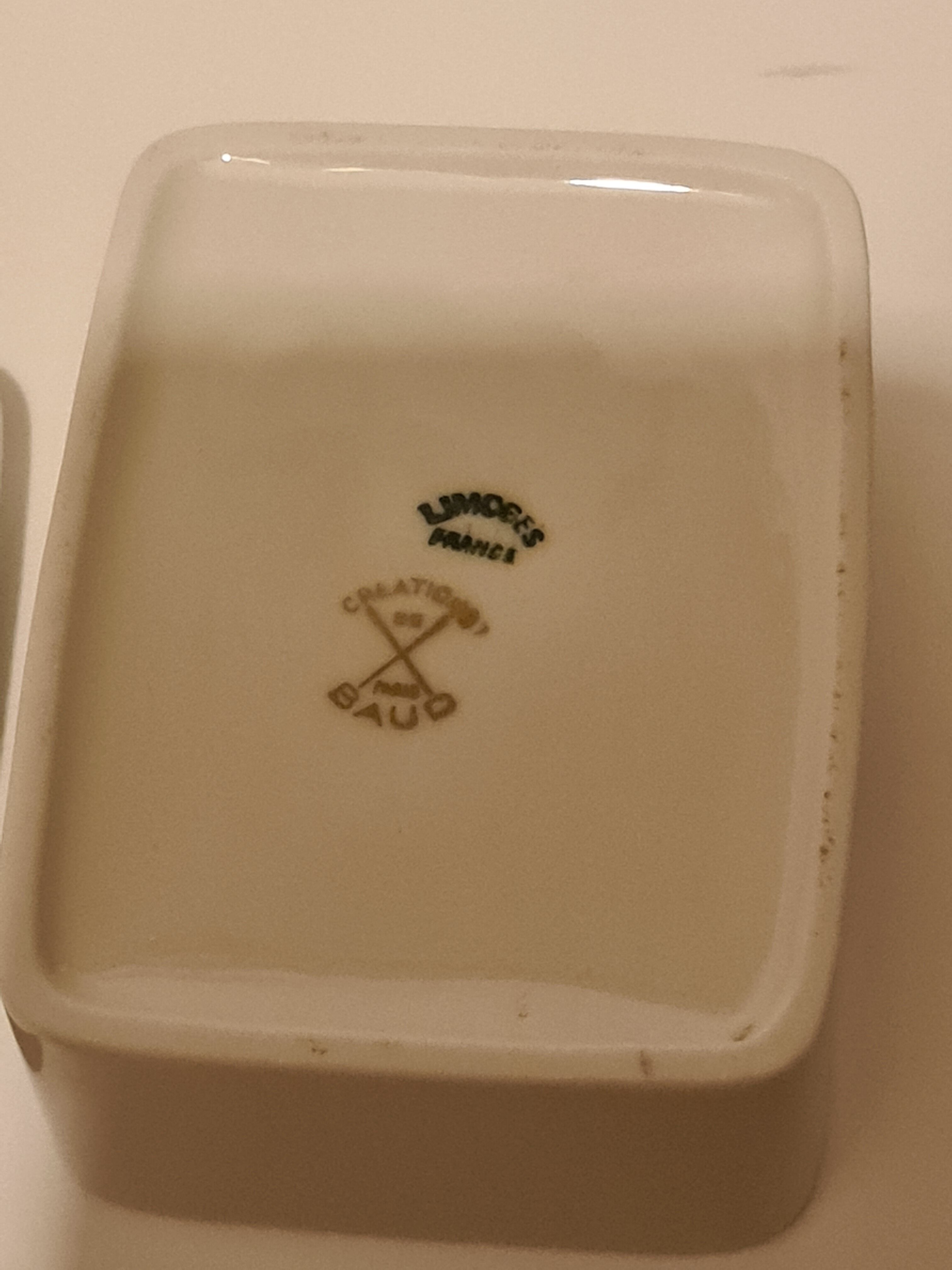 Limoges porcelain box Creation Baud Paris floral décor