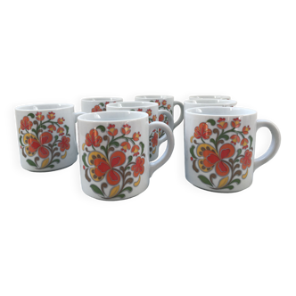 Lot de 8 mugs - porcelaine - vintage