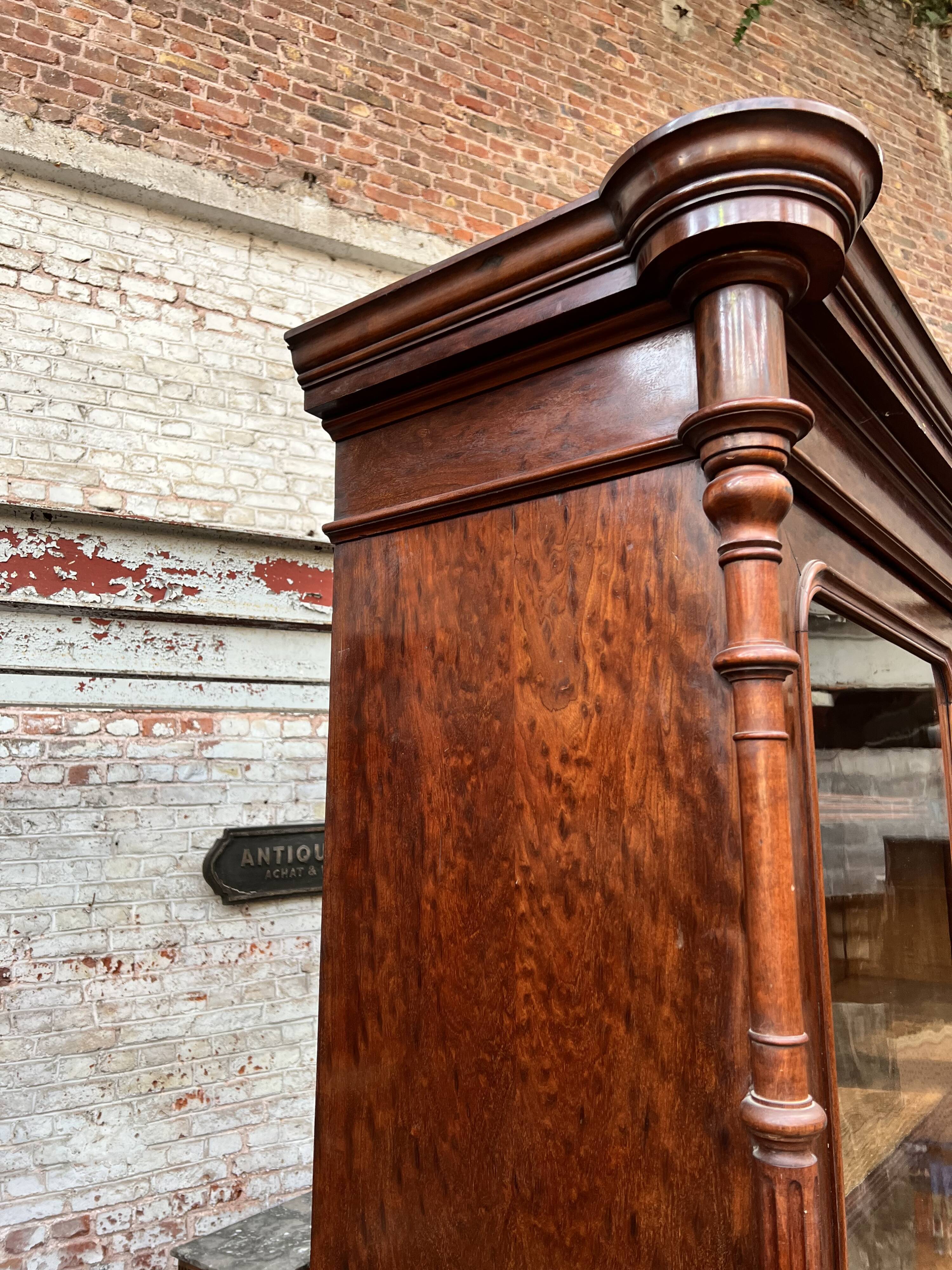 Speckled mahogany bookcase of Napoleon III XIX century