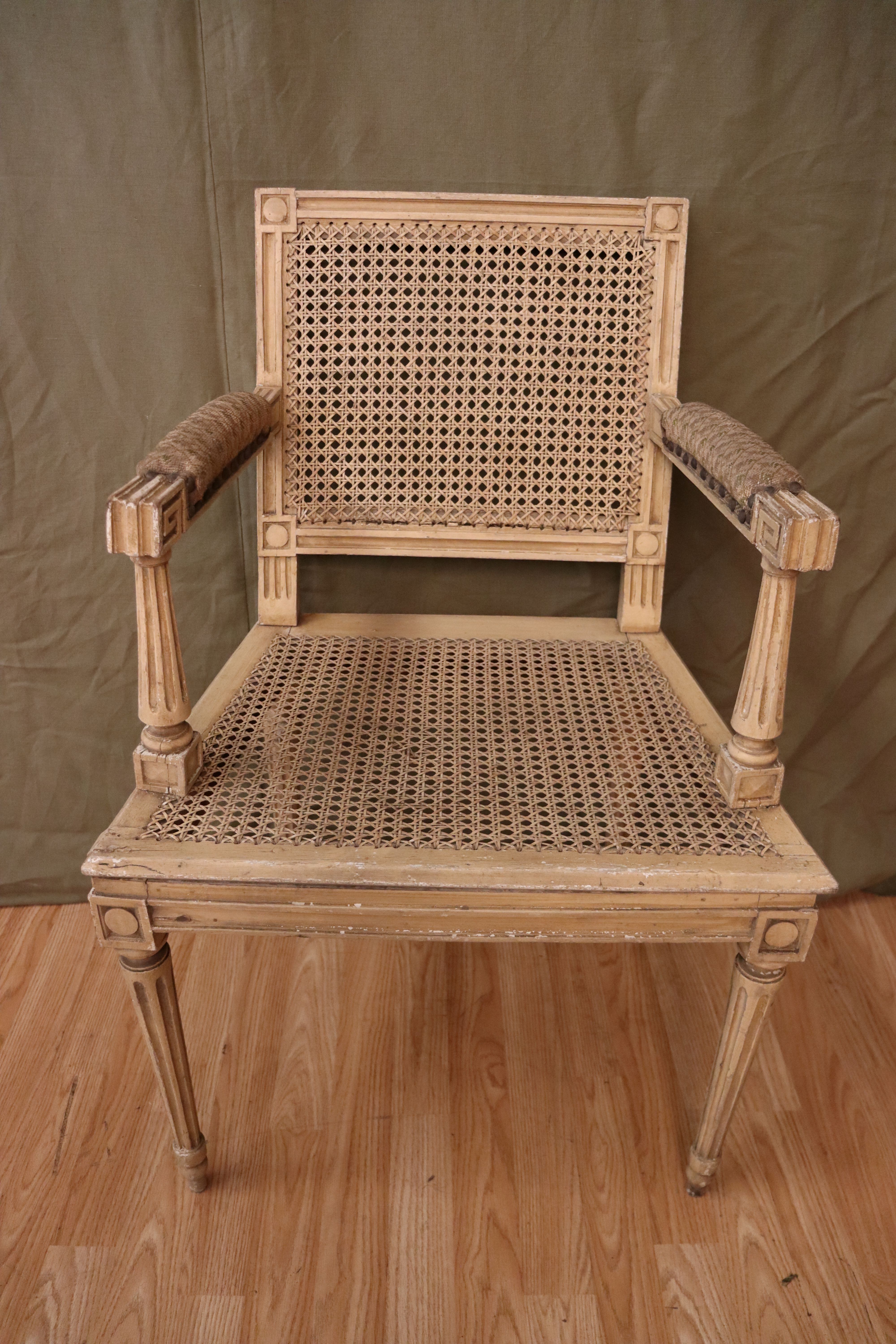 Canning armchair