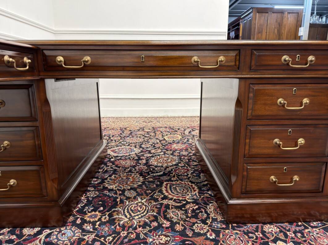 Bureau d'angle Globe Wernicke d'origine