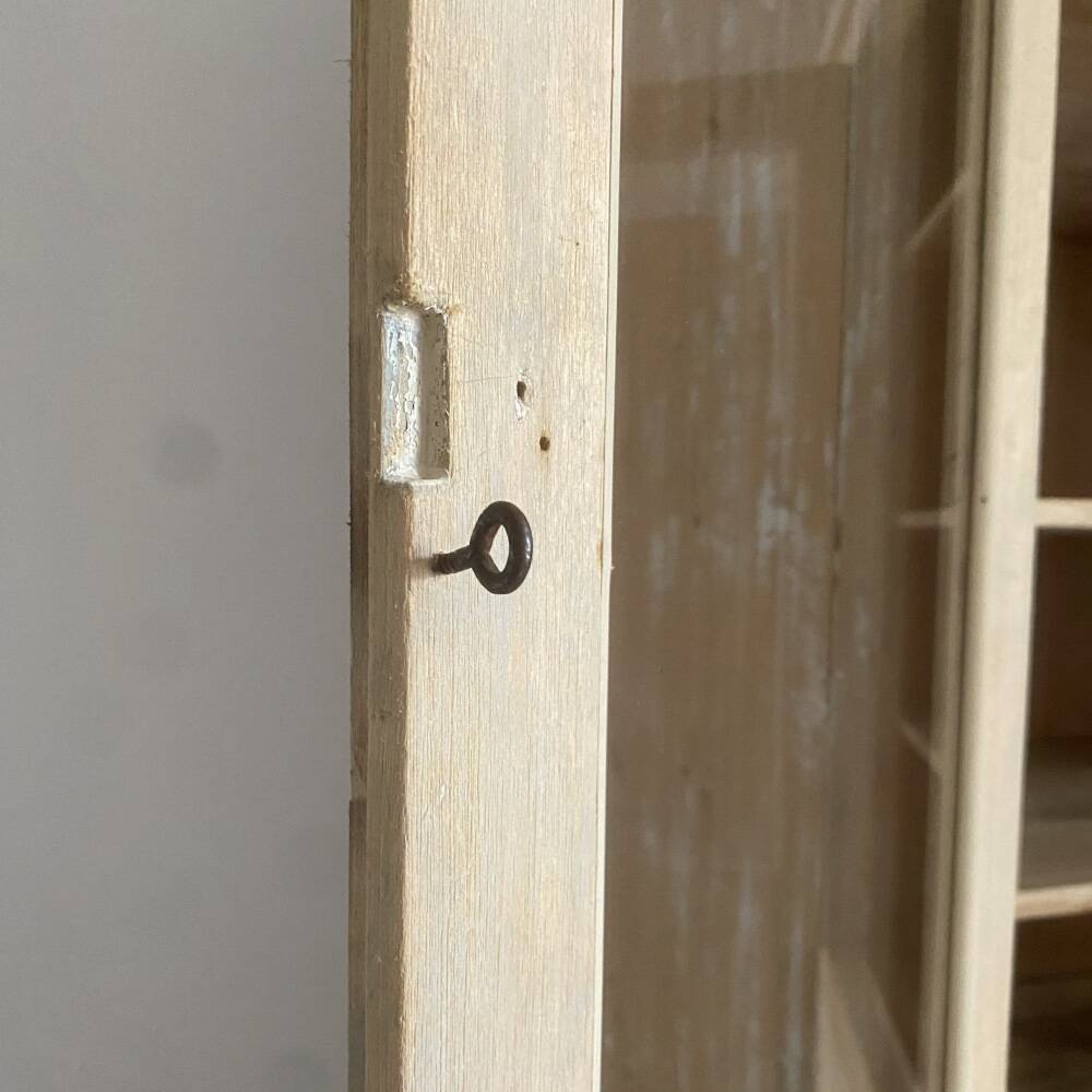 Display cabinet