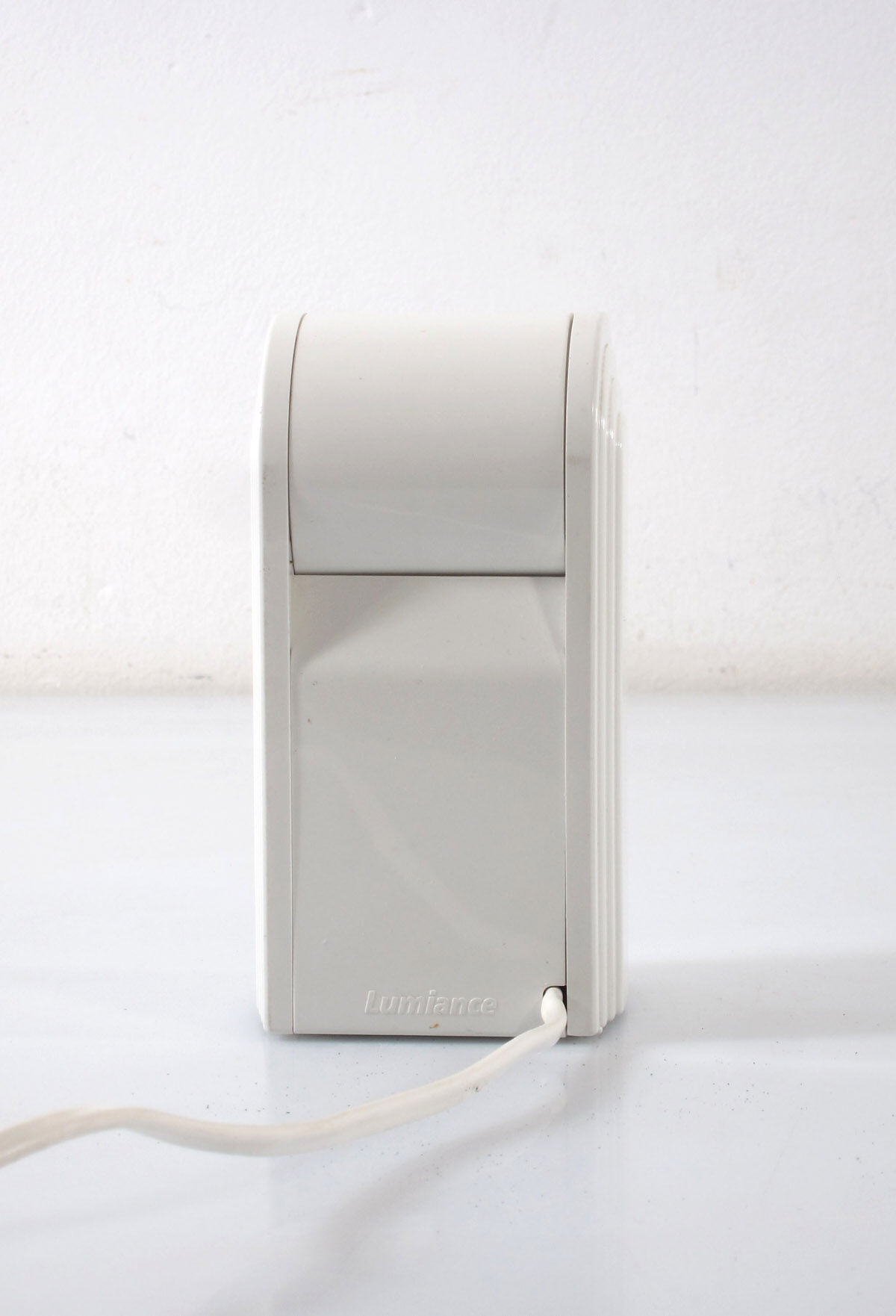 Lumiance 80s vintage white minimal table lamp by Chris Hiemstra