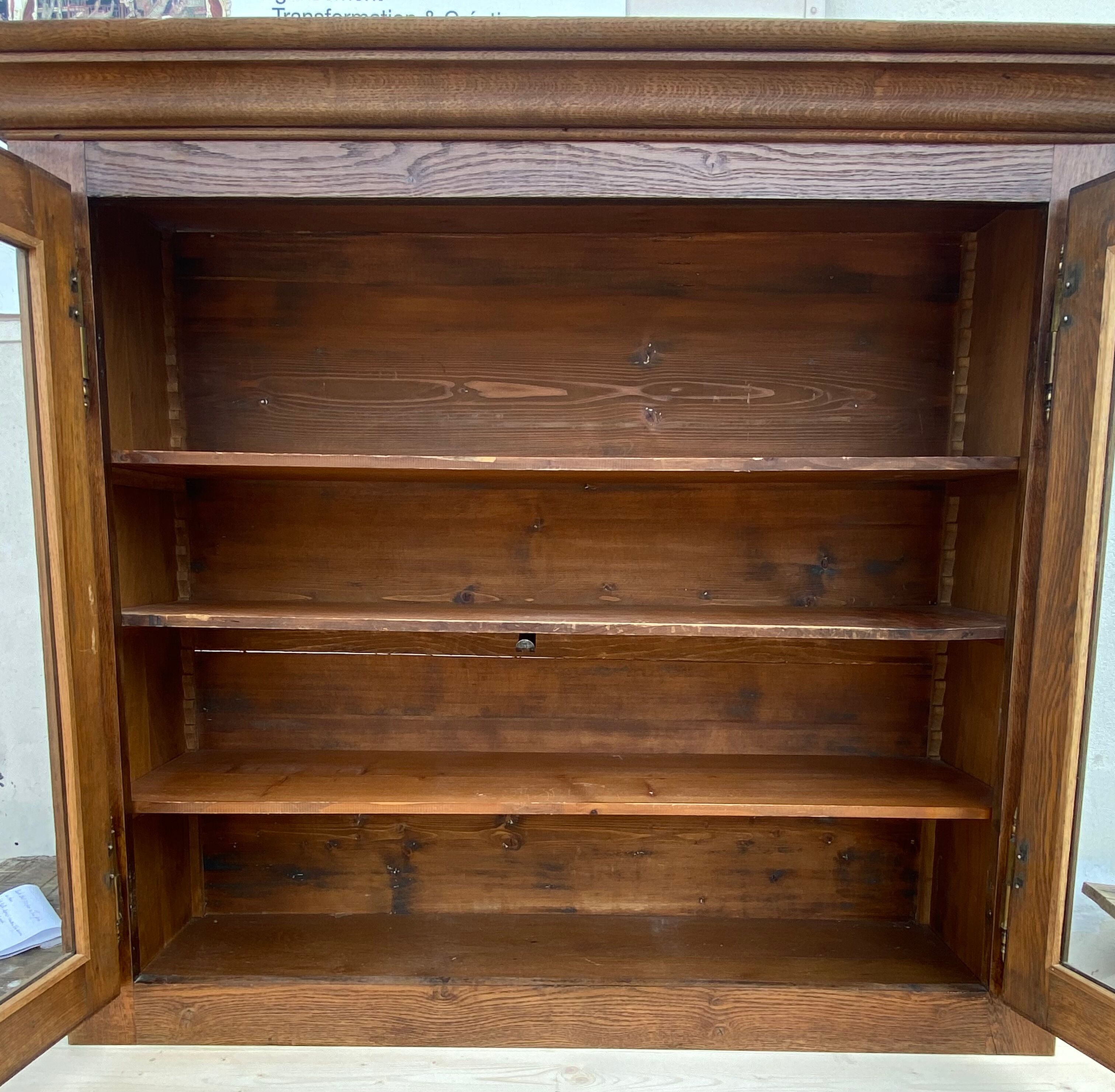 Furniture bahut three old body